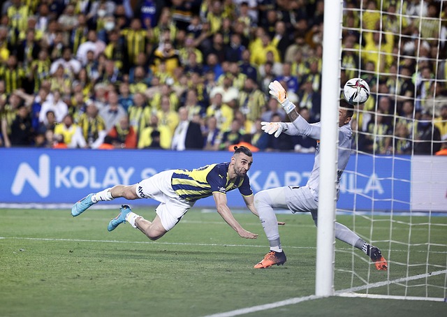 里意外领先 里意外领先